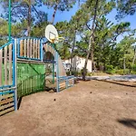 Front In With Heated Swimming Pool * La Faute-sur-Mer
