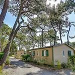 Semesterbostad Front In With Heated Swimming Pool