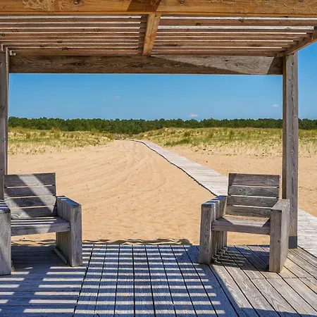 Stunning In Сasa de vacaciones La Faute-sur-Mer